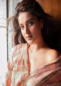 nidhhi agerwal_teluguvox 5